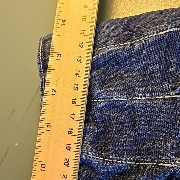 Zara Pleated Denim Frayed Hem Skirt. Size XS. Rear Zipper. - Picture 7 of 8